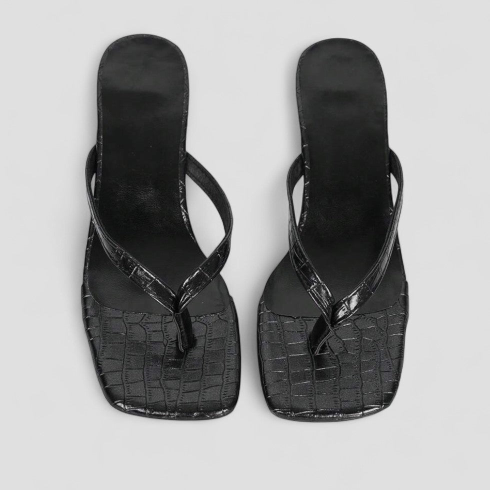 Comfortable Flat Strappy Summer Sandals