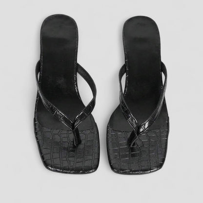 Comfortable Flat Strappy Summer Sandals