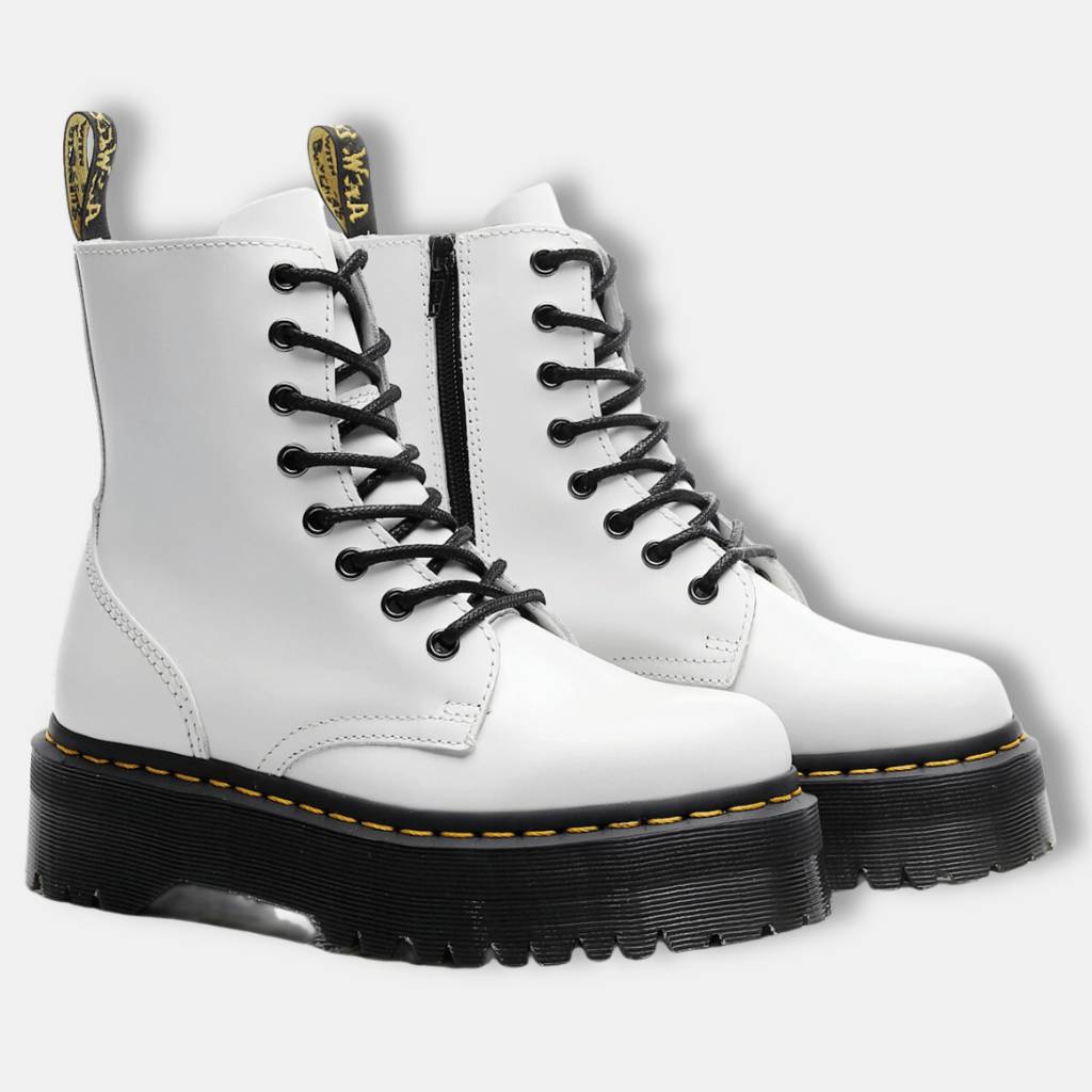 Trendy Ankle Boots - Chic and Comfy - OutfitLondon