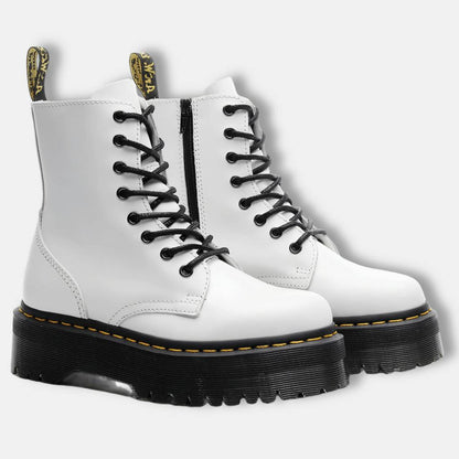 Trendy Ankle Boots - Chic and Comfy - OutfitLondon