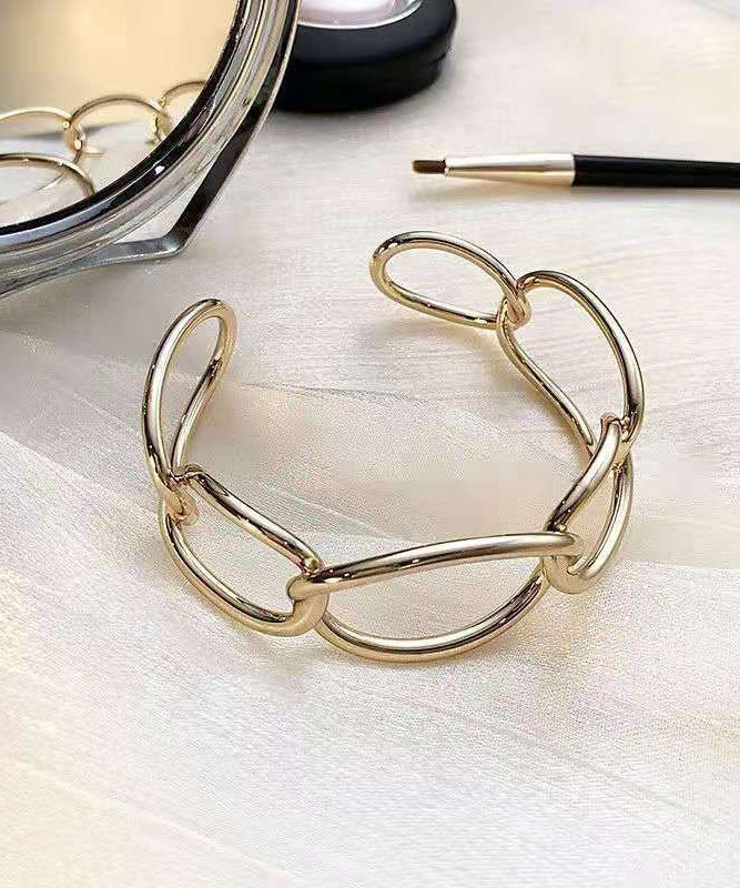 Women's Gold Hollow Chain Cuff Bracelet 18cm Elegant - OutfitLondon