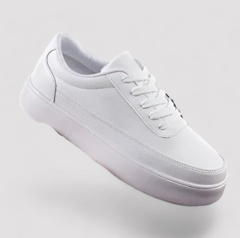 Comfortable Classic White Mens Sneakers - OutfitLondon