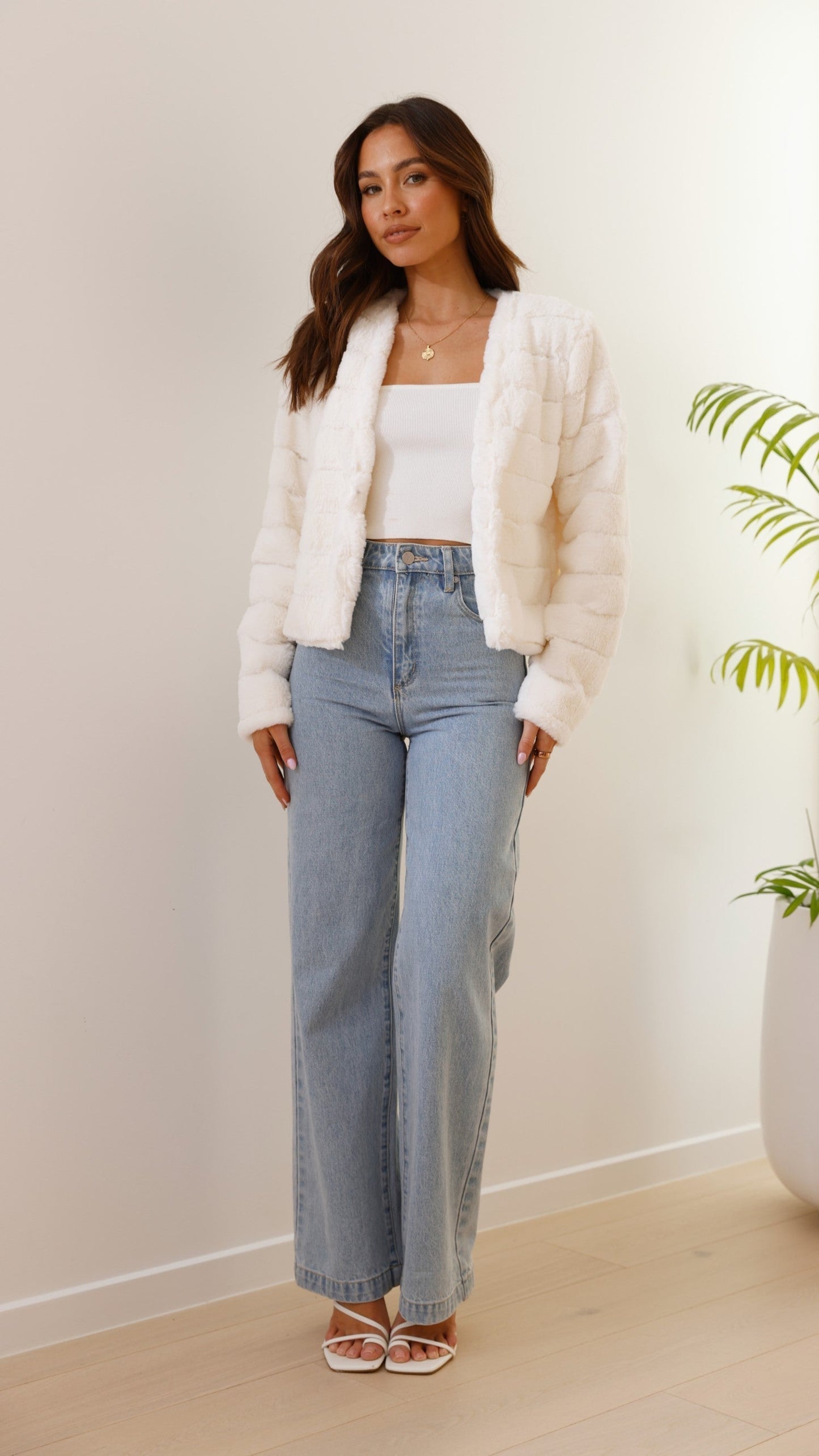 Warm Faux Fur Cropped Women's Winter Jacket