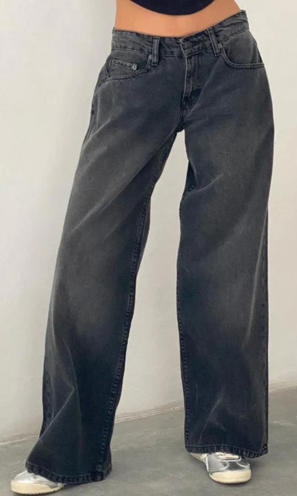 Comfortable Low Rise Stretch Jeans