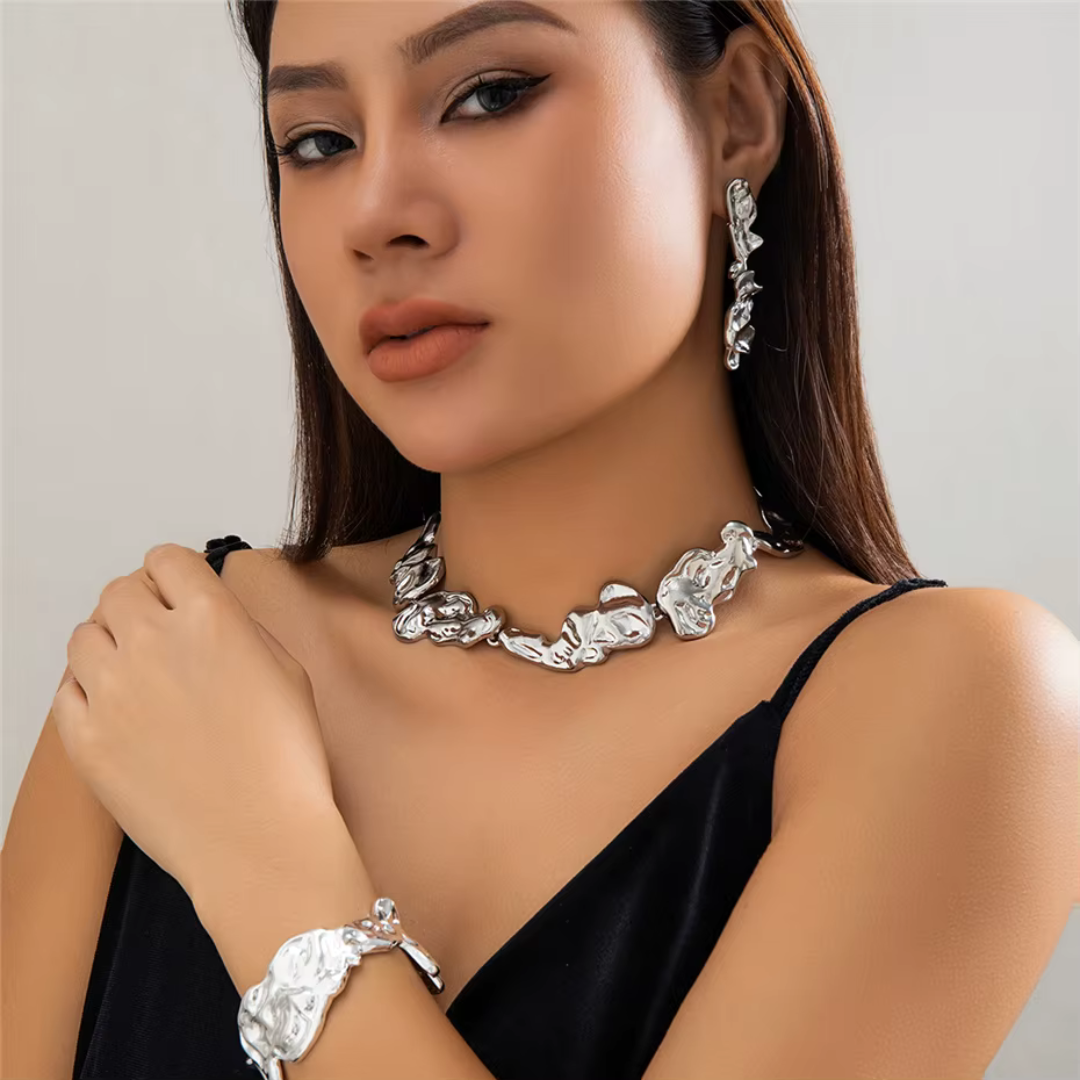 Elegant Abstract Jewelry Set