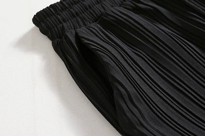 Comfortable Loose Fit Pleated Trousers