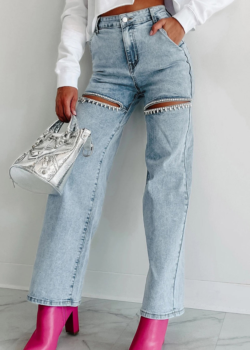 Women's High Waisted Straight Jeans Distressed Blue - OutfitLondon