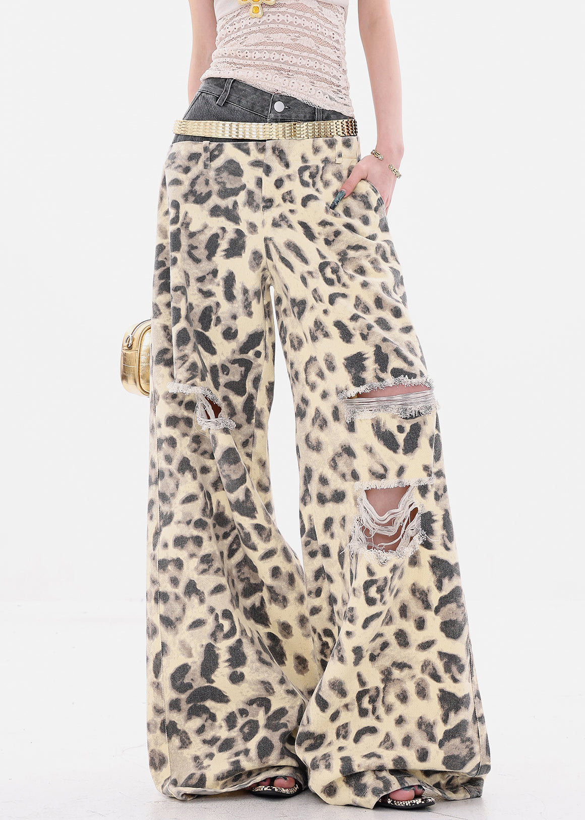 Women's Leopard Print Wide Leg Denim Pants - OutfitLondon
