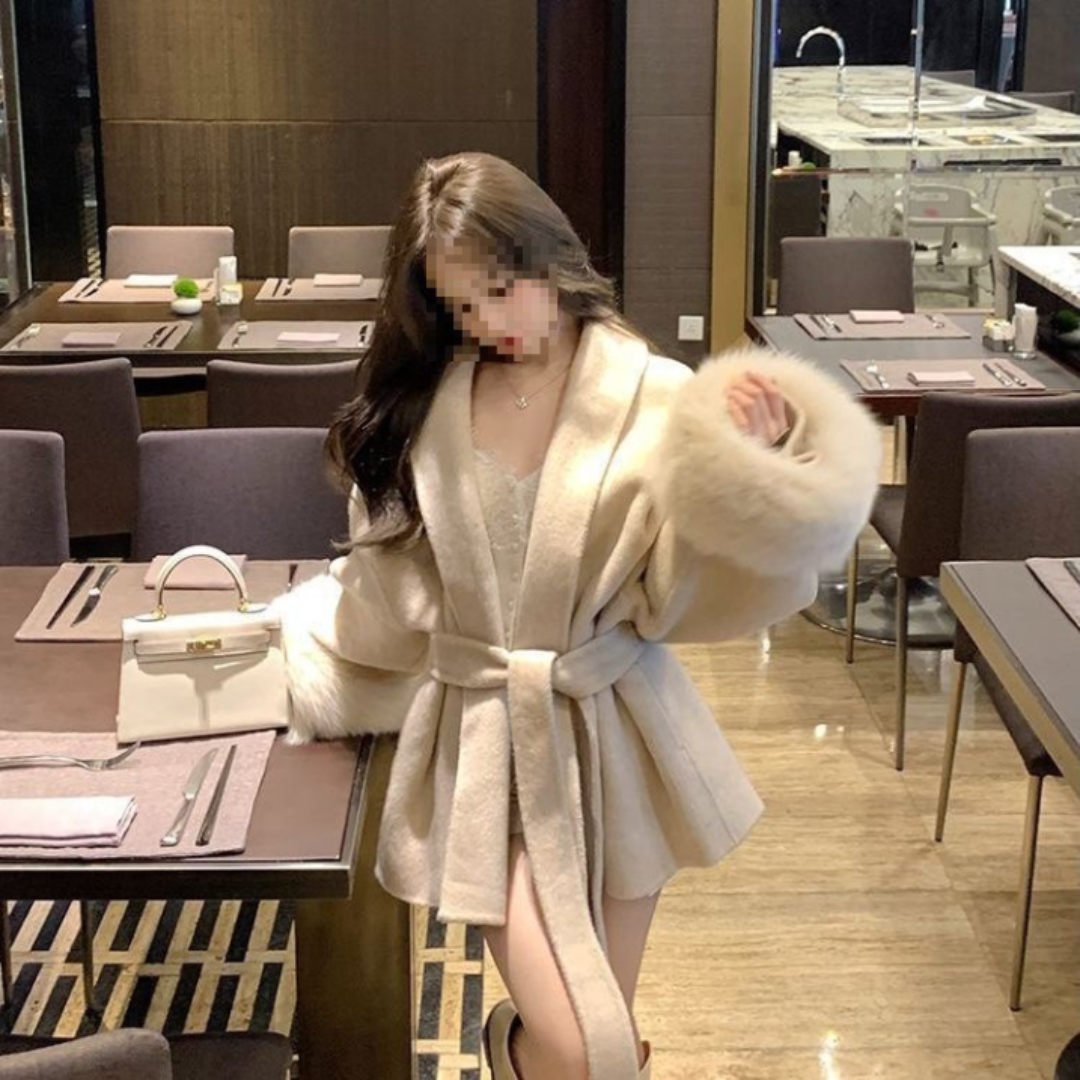 Luxurious Faux Fur Ladies Winter Coat - OutfitLondon