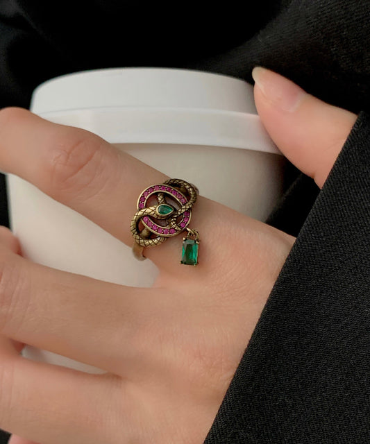 Emerald Green Stone Vintage Snake Ring Antiqued Gold - OutfitLondon