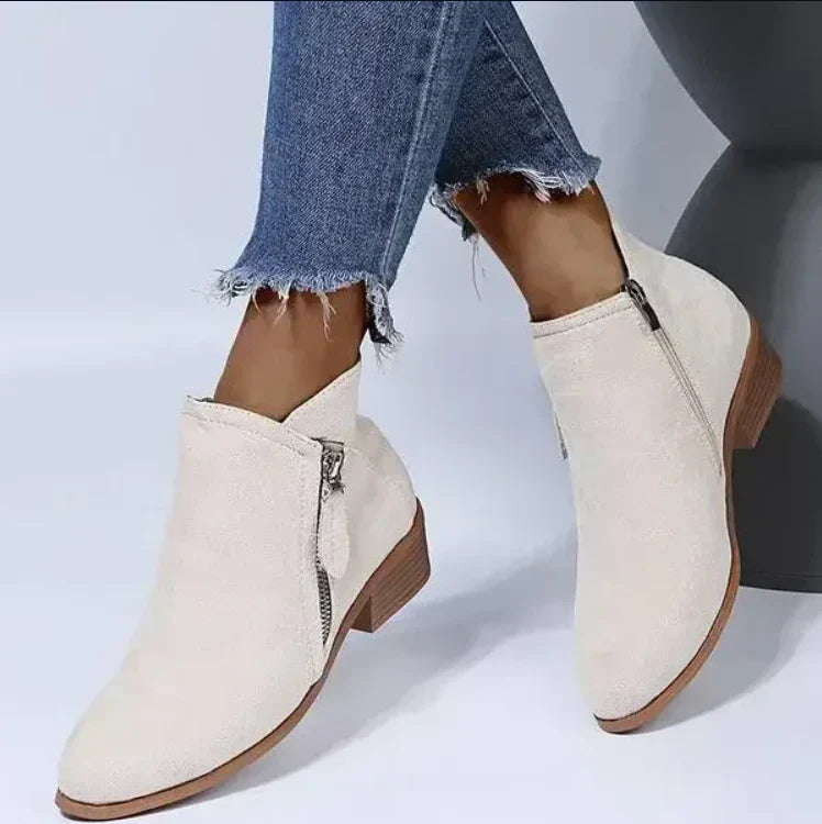 Comfy Women's Ankle Boots for Walking - OutfitLondon