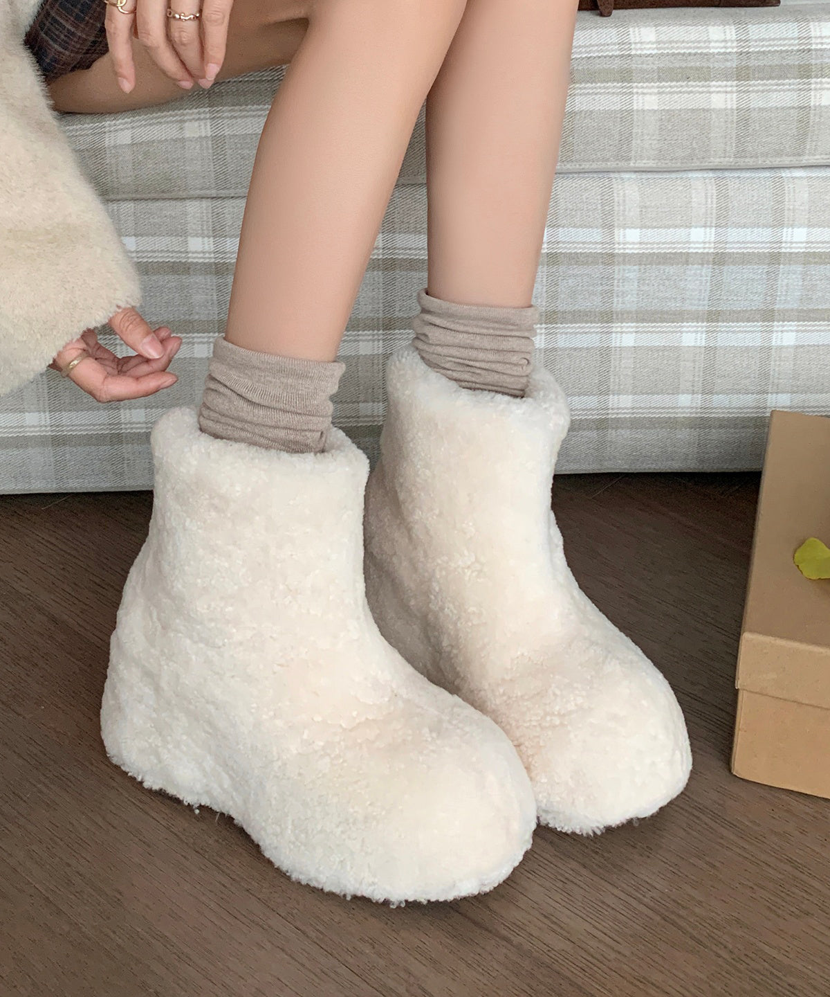 Women's Fur Platform Boots White Thick Heel Cushioned Insole - OutfitLondon
