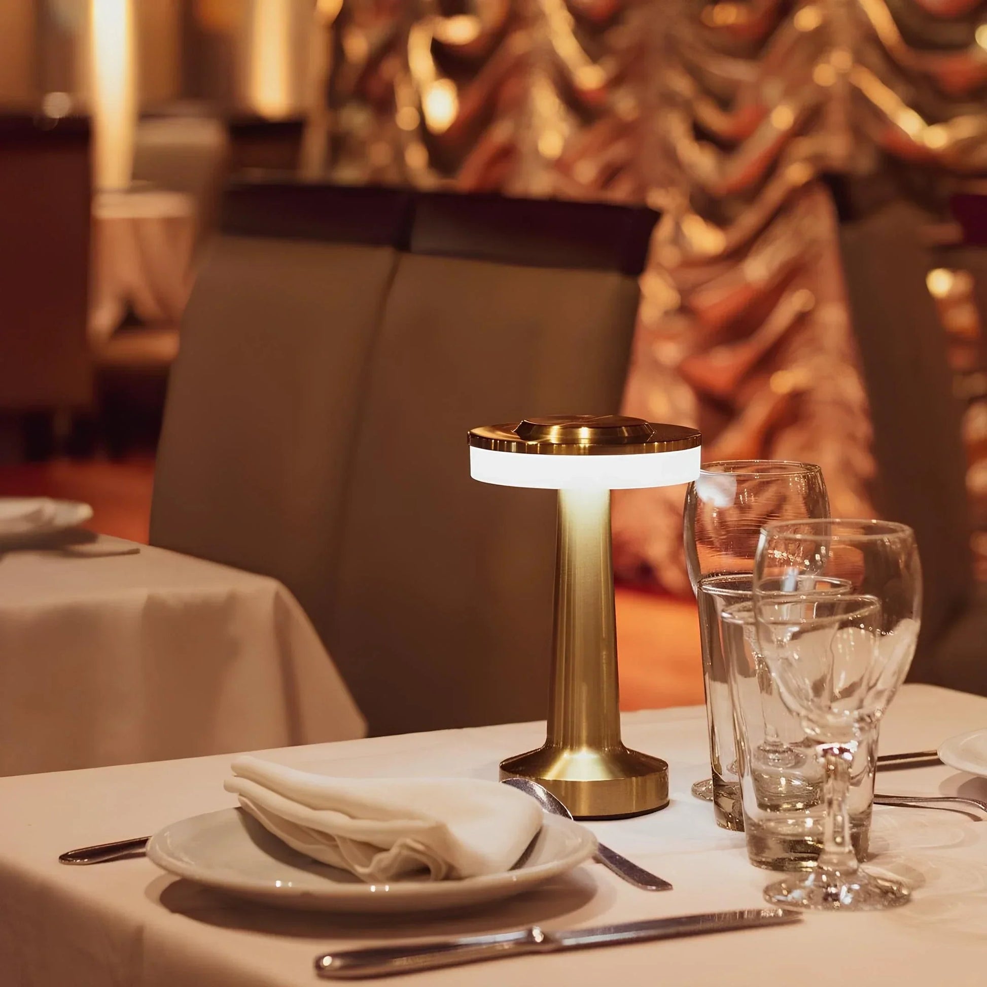 Space Saving LED Table Lamp - OutfitLondon