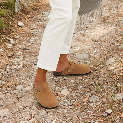 Comfortable Women's Suede Mule Clogs - OutfitLondon