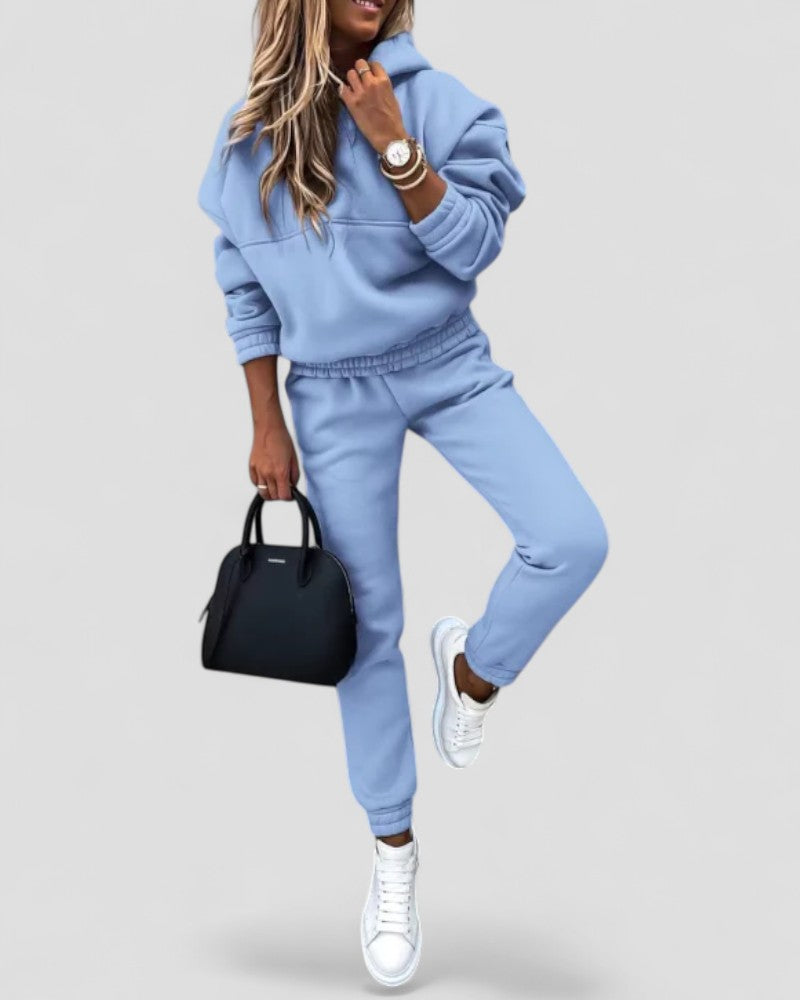 Comfy Women's Athletic Jogger Suit