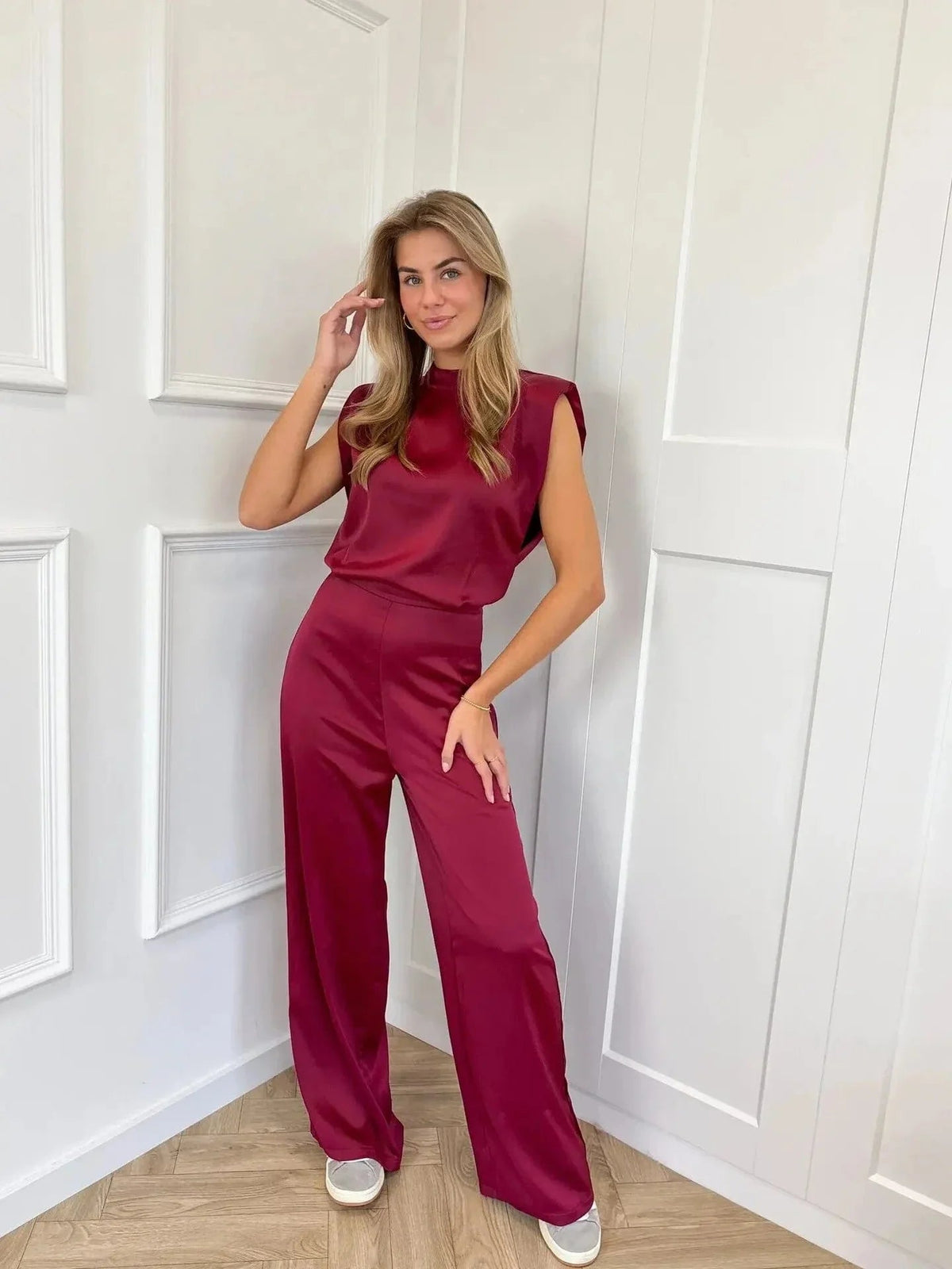 Women's Elegant Backless Crepe Jumpsuit