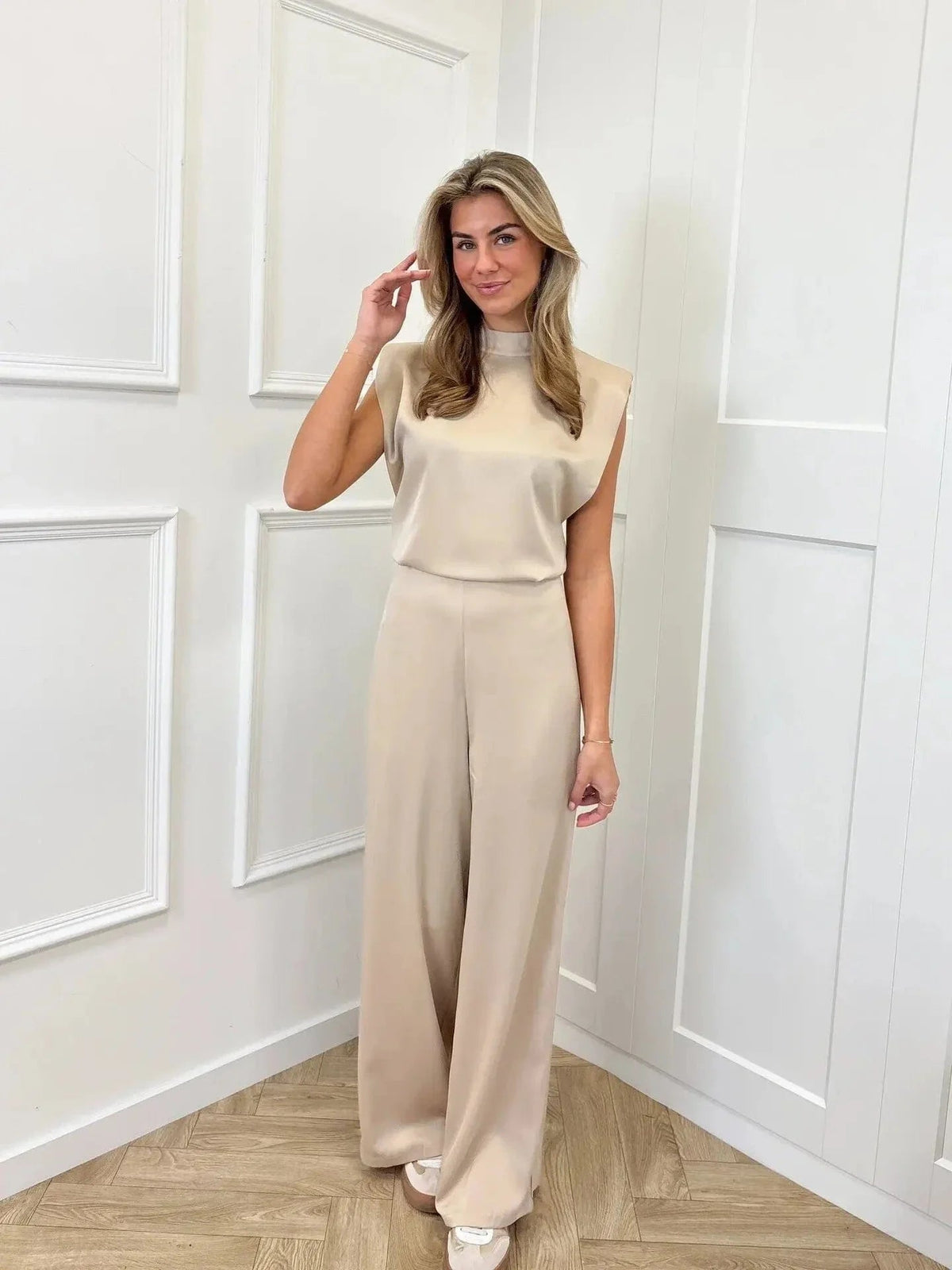 Women's Elegant Backless Crepe Jumpsuit
