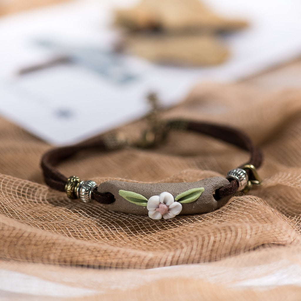 Stylish Women's Bracelet with Chic Design