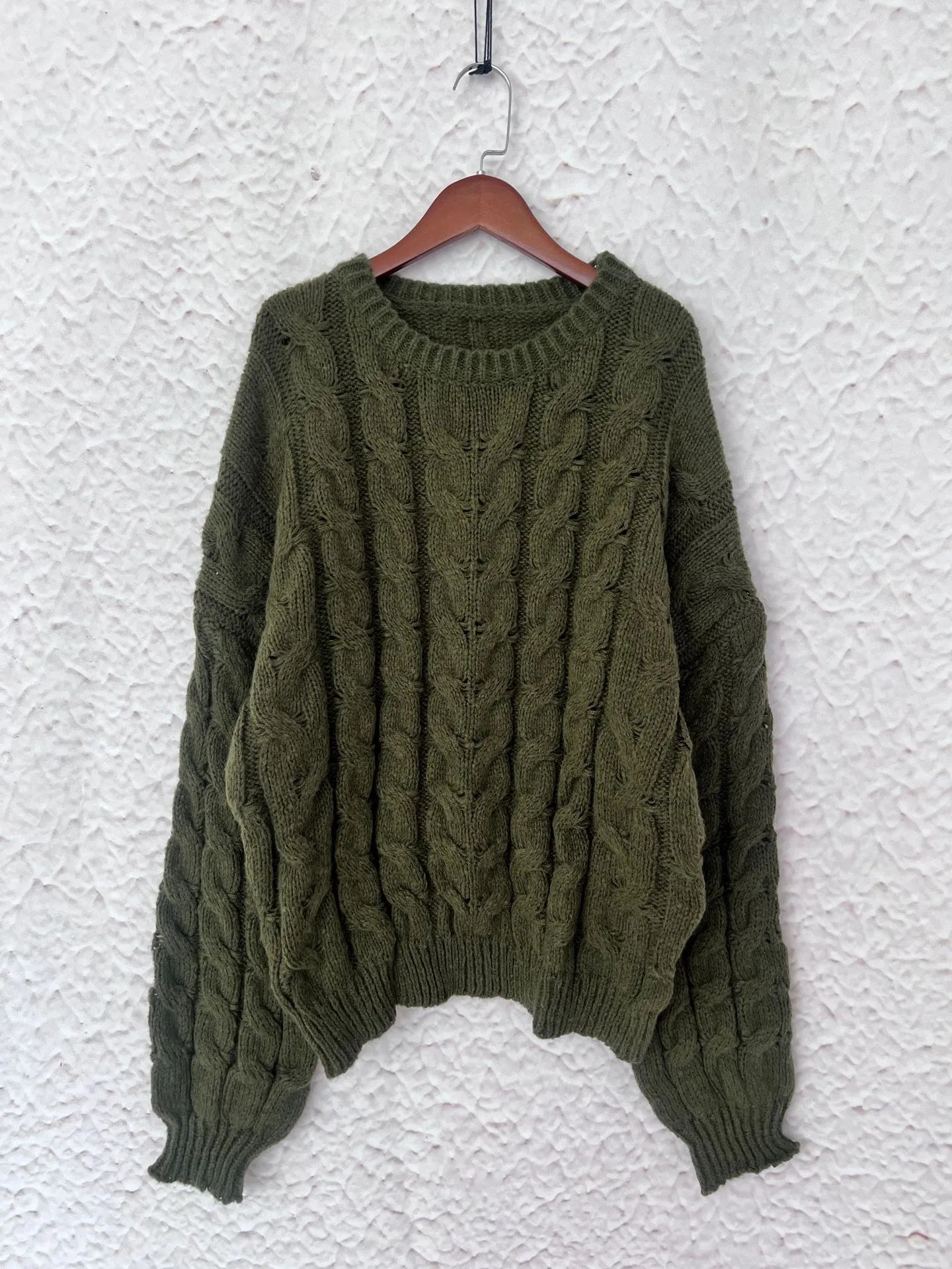 Cozy Women's Cable Knit Long Sweater