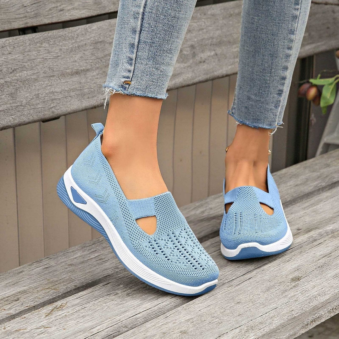 Comfortable Casual Women's Walking Sneakers