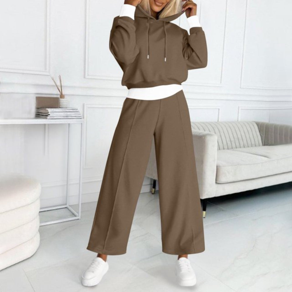 Comfy Women's Hoodie Sweatpants Set
