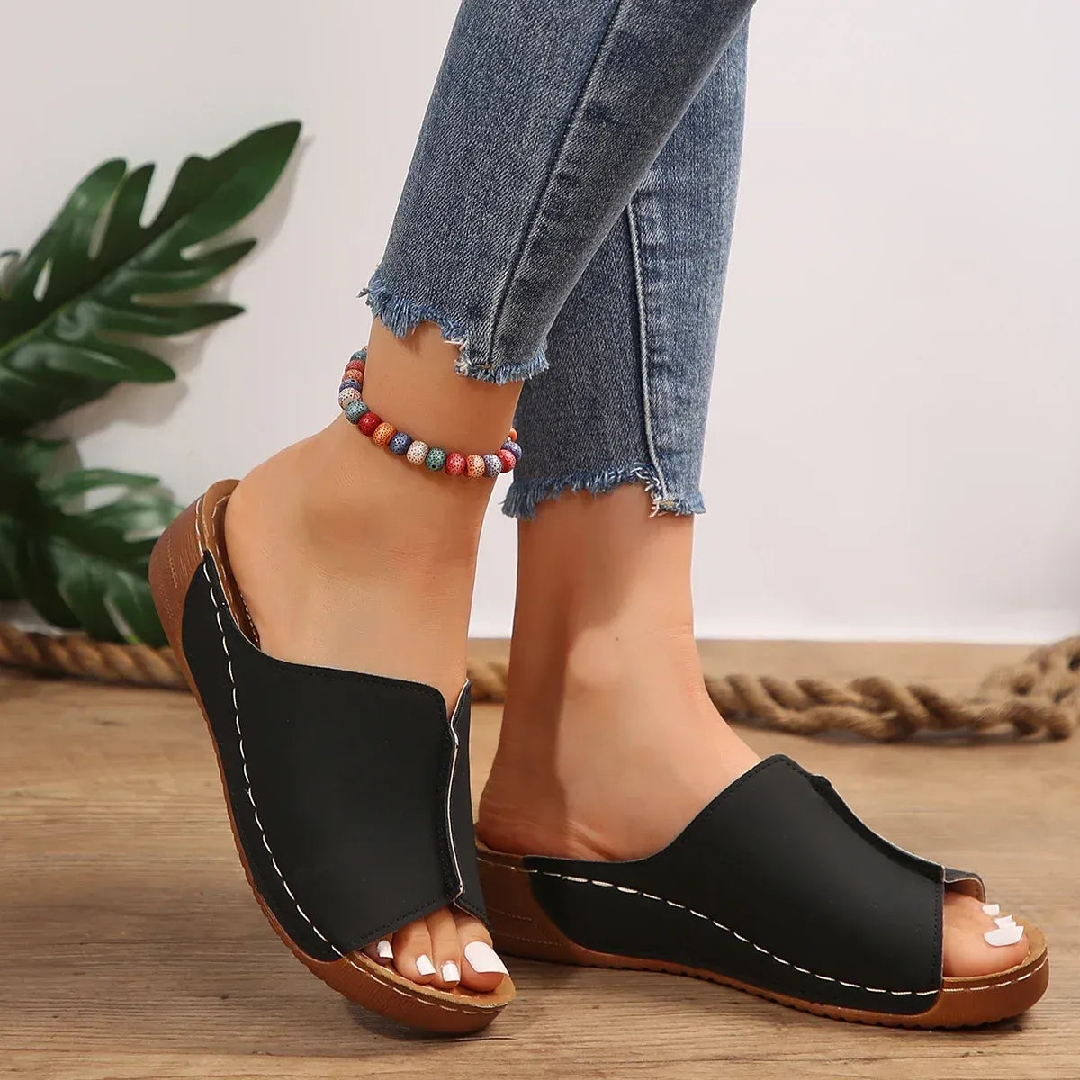 Comfortable Casual Everyday Flip Flops - OutfitLondon