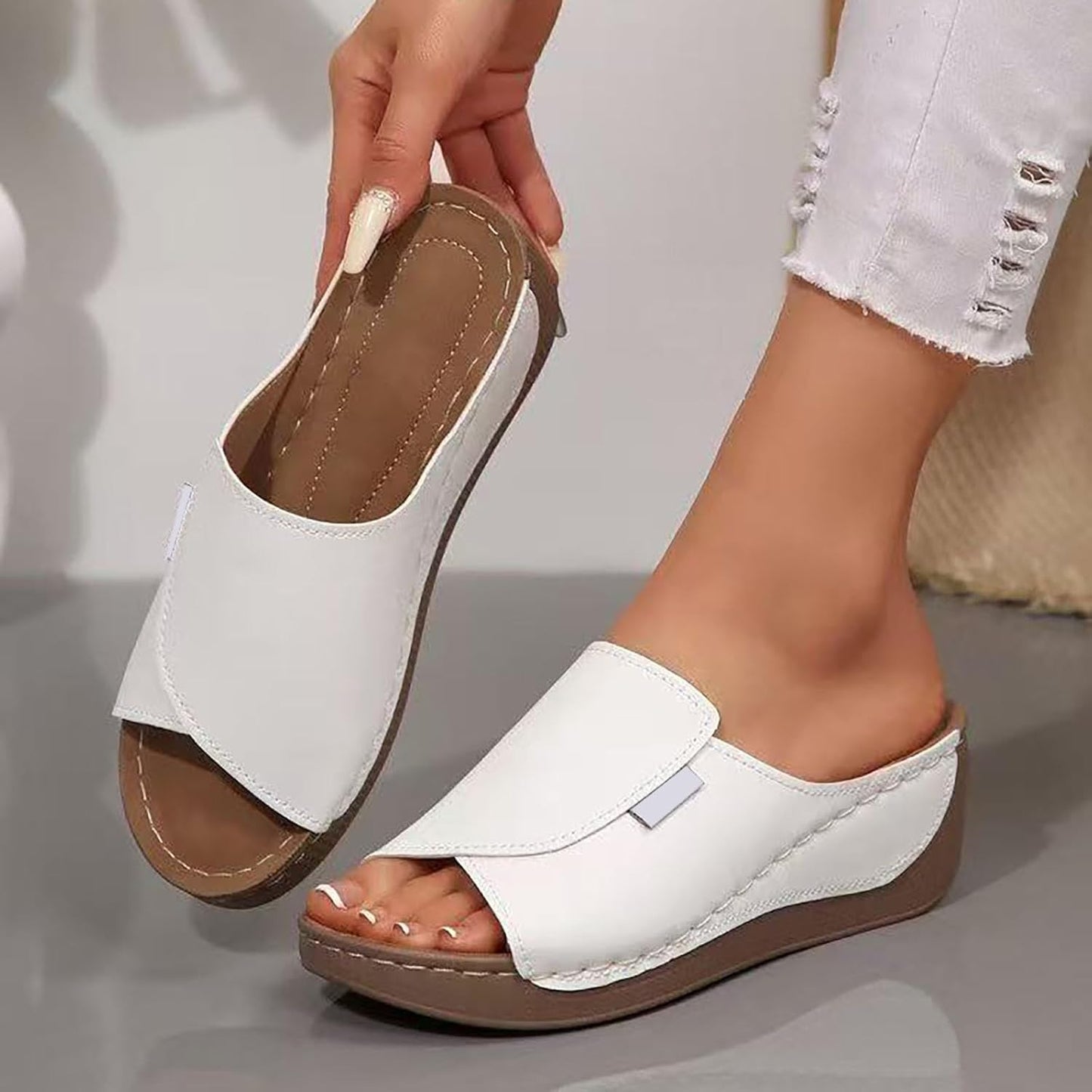 Comfortable Casual Everyday Flip Flops