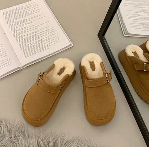Cozy Grip Women's Clog Footwear
