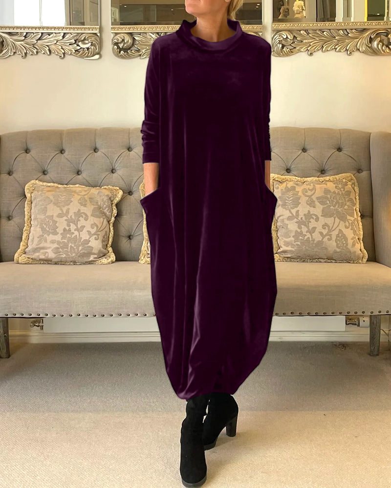 Relaxed Fit Ladies Maxi Dress with Pockets