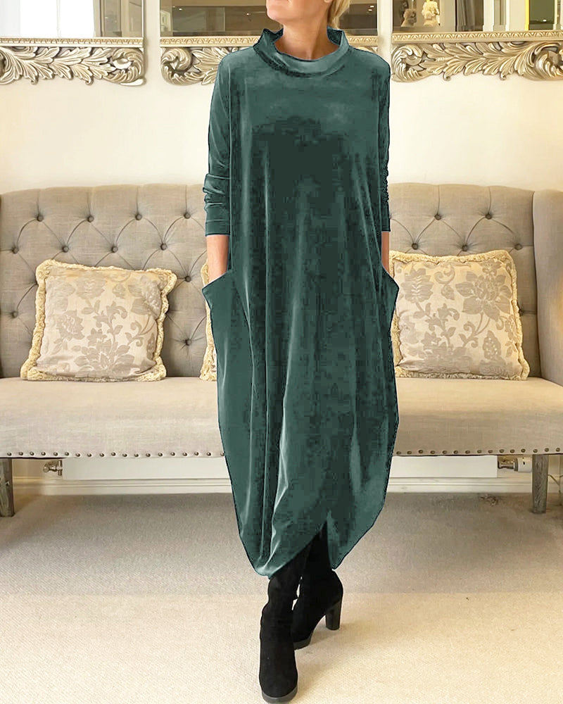 Relaxed Fit Ladies Maxi Dress with Pockets