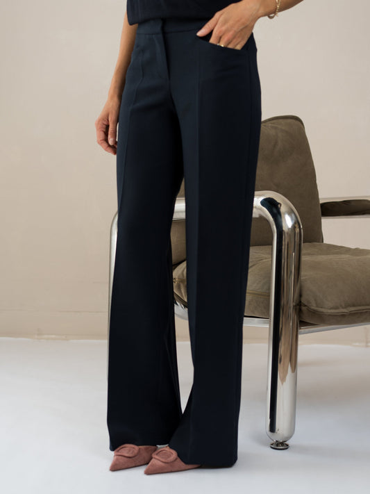 Women's Elegant Straight Leg Cotton Trousers with Side Pockets