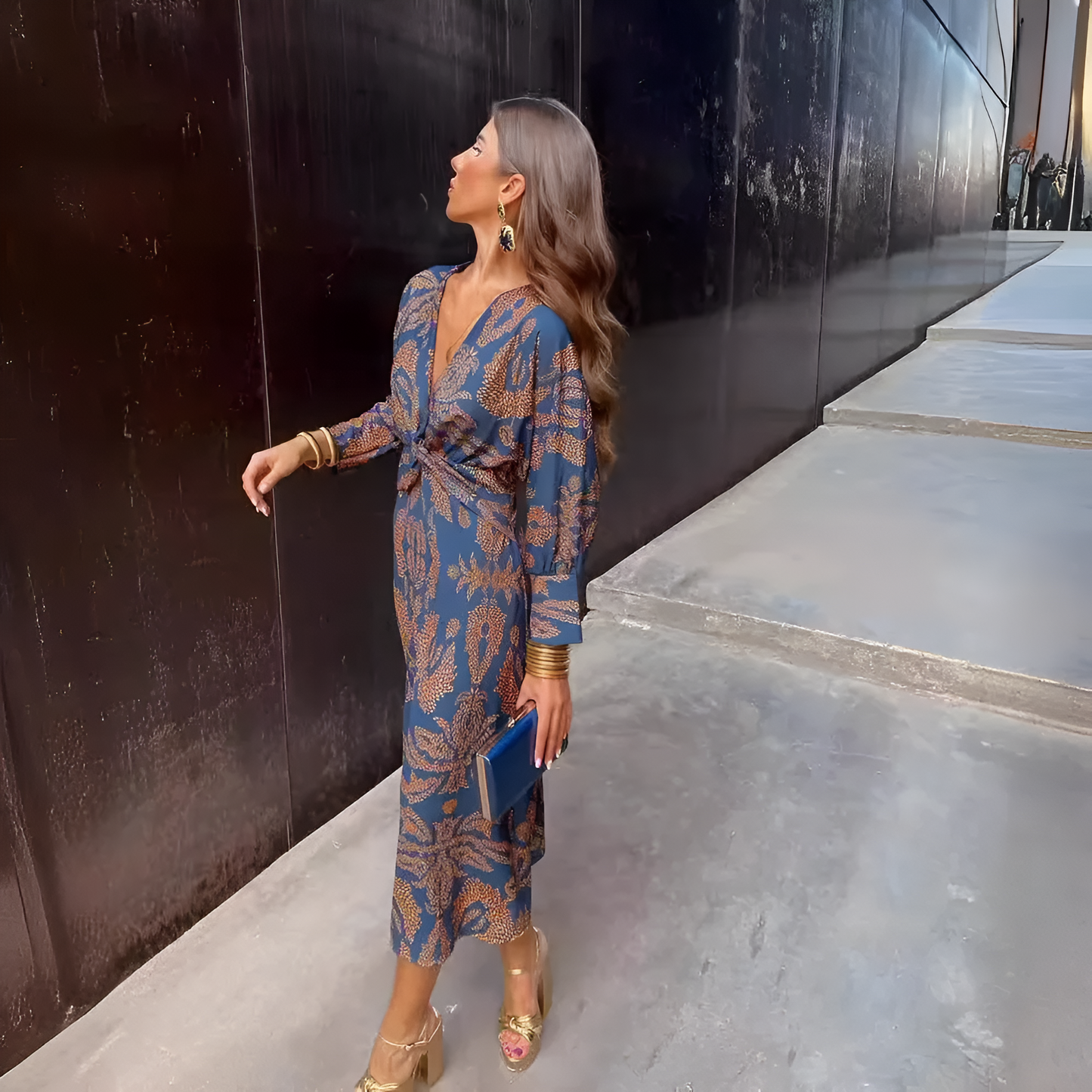 Chic Floor Length Formal Evening Dress for Women - OutfitLondon