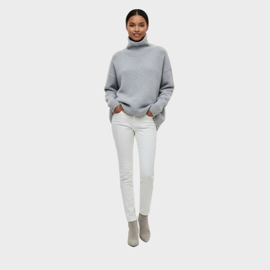 Warm Women's Thick Cable Knit Sweater - OutfitLondon