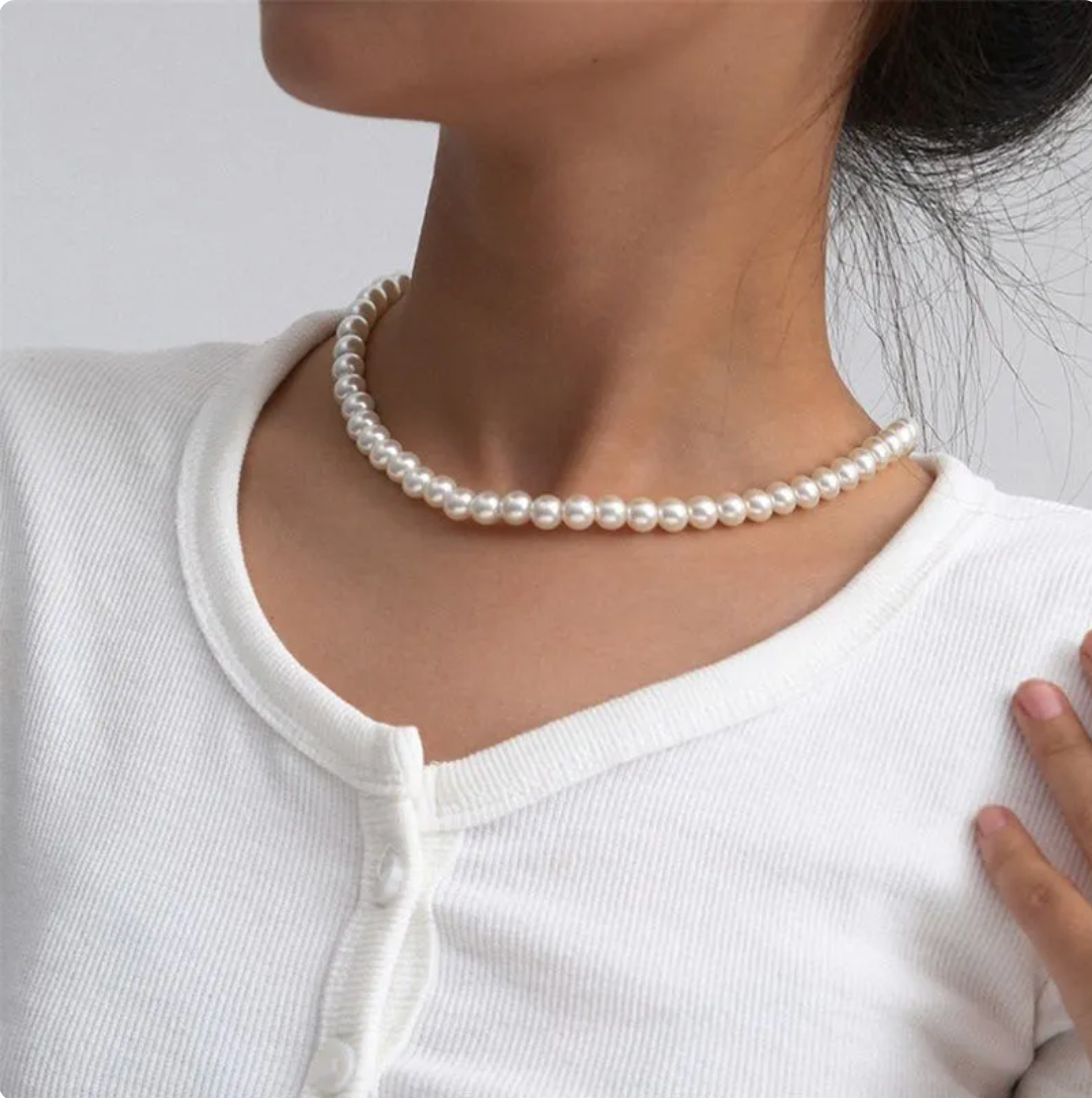 Classic White Pearl Simple Necklace - OutfitLondon