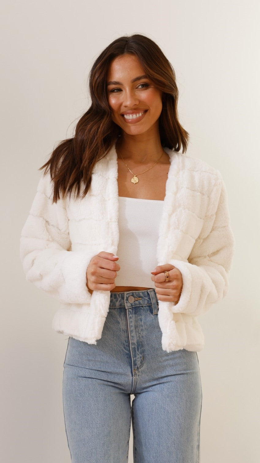 Chic Short Evening Coat | Casual Fit Jacket - OutfitLondon
