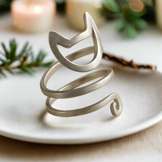 Stylish Cat Pattern Gold Ring - OutfitLondon