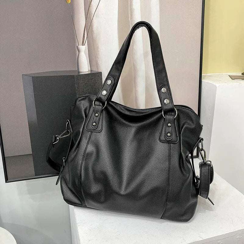 Women's Classic Zip Top Leather Handbag - OutfitLondon
