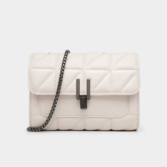 Elegant Women's Tote Bag with Decorative Edge - OutfitLondon