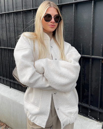 Ladies Cozy Oversized Bomber Jacket - OutfitLondon