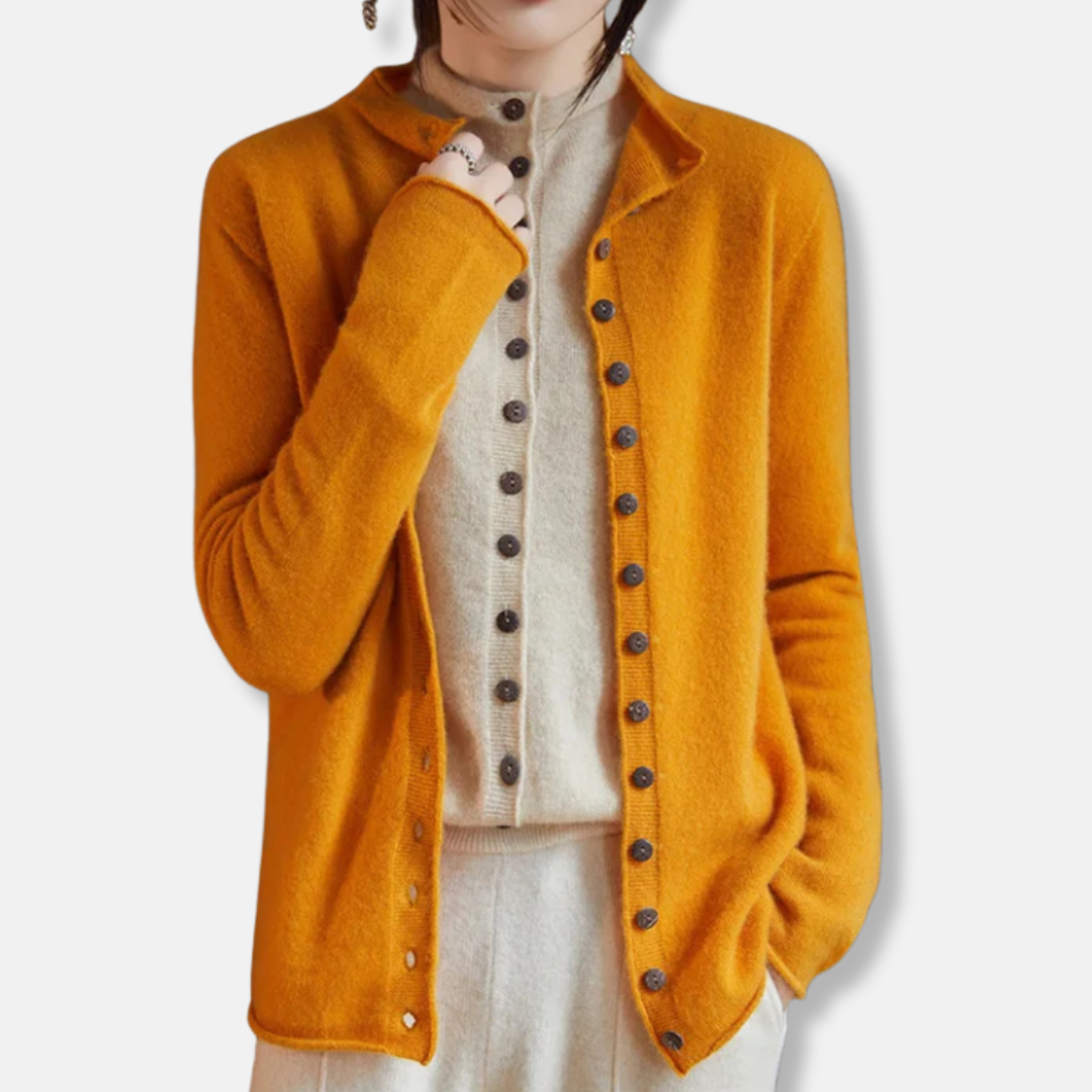 Comfortable Women's Wool Cardigan Sweater - OutfitLondon