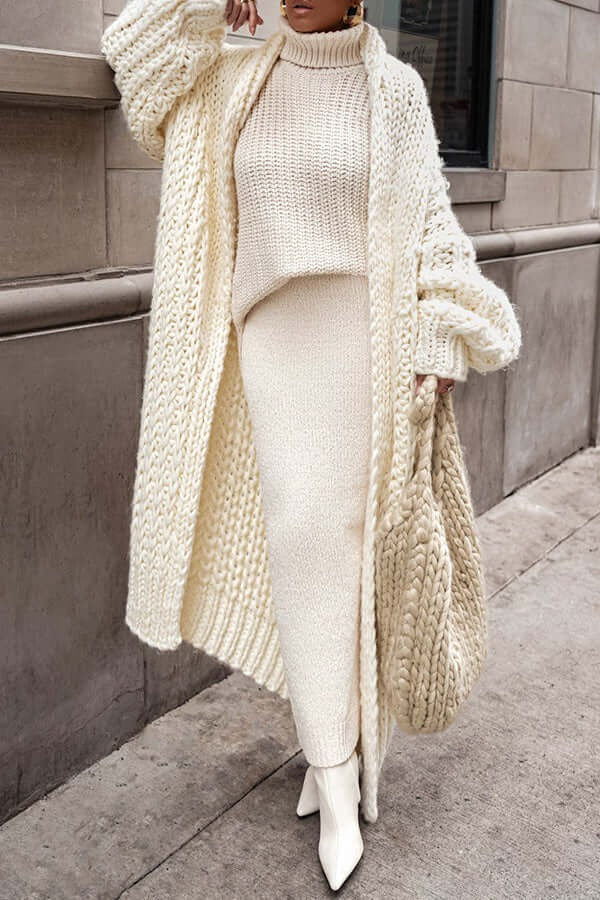 Cozy Oversized Women's Wool Cardigan Sweater - OutfitLondon