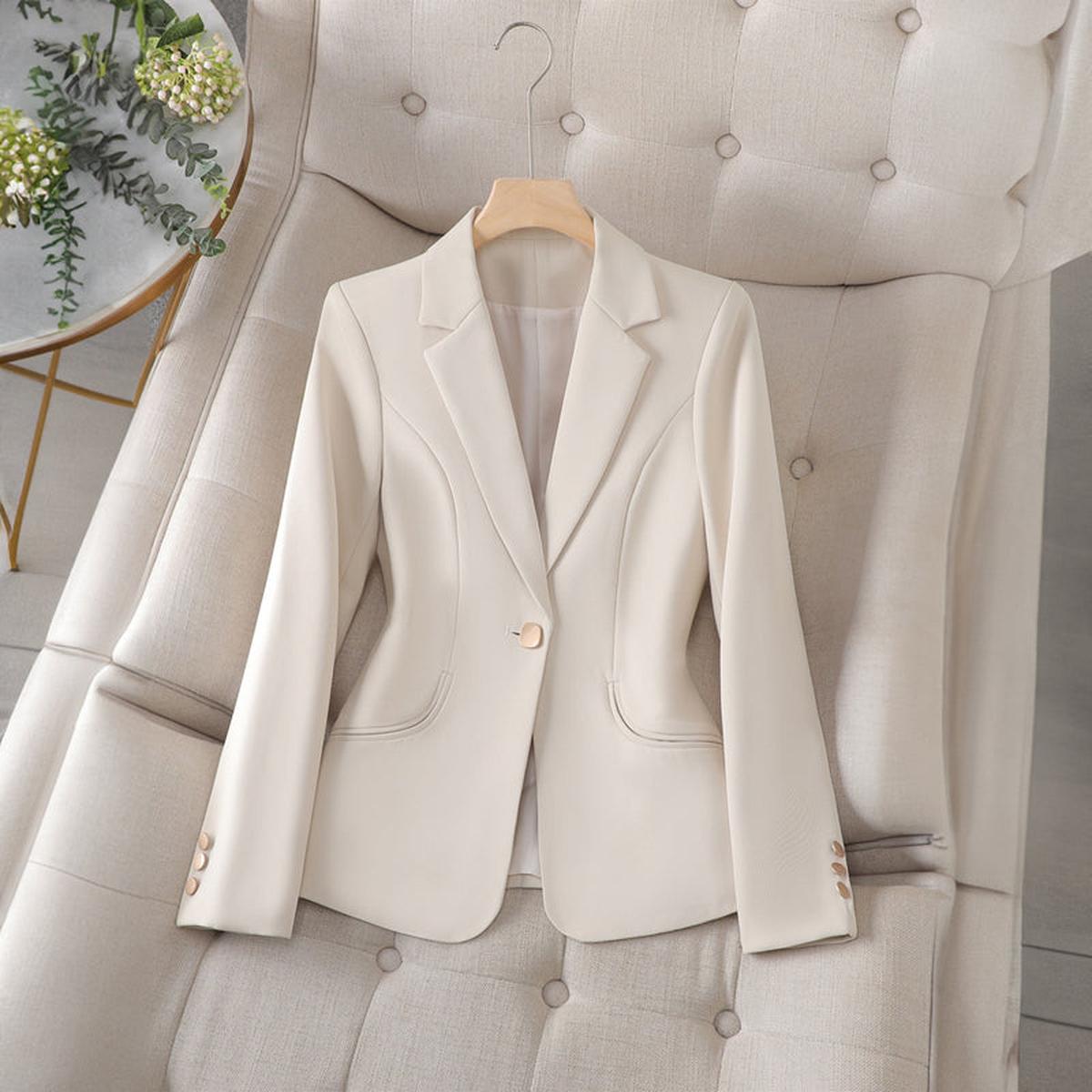Tailored Women's One Button Blazer