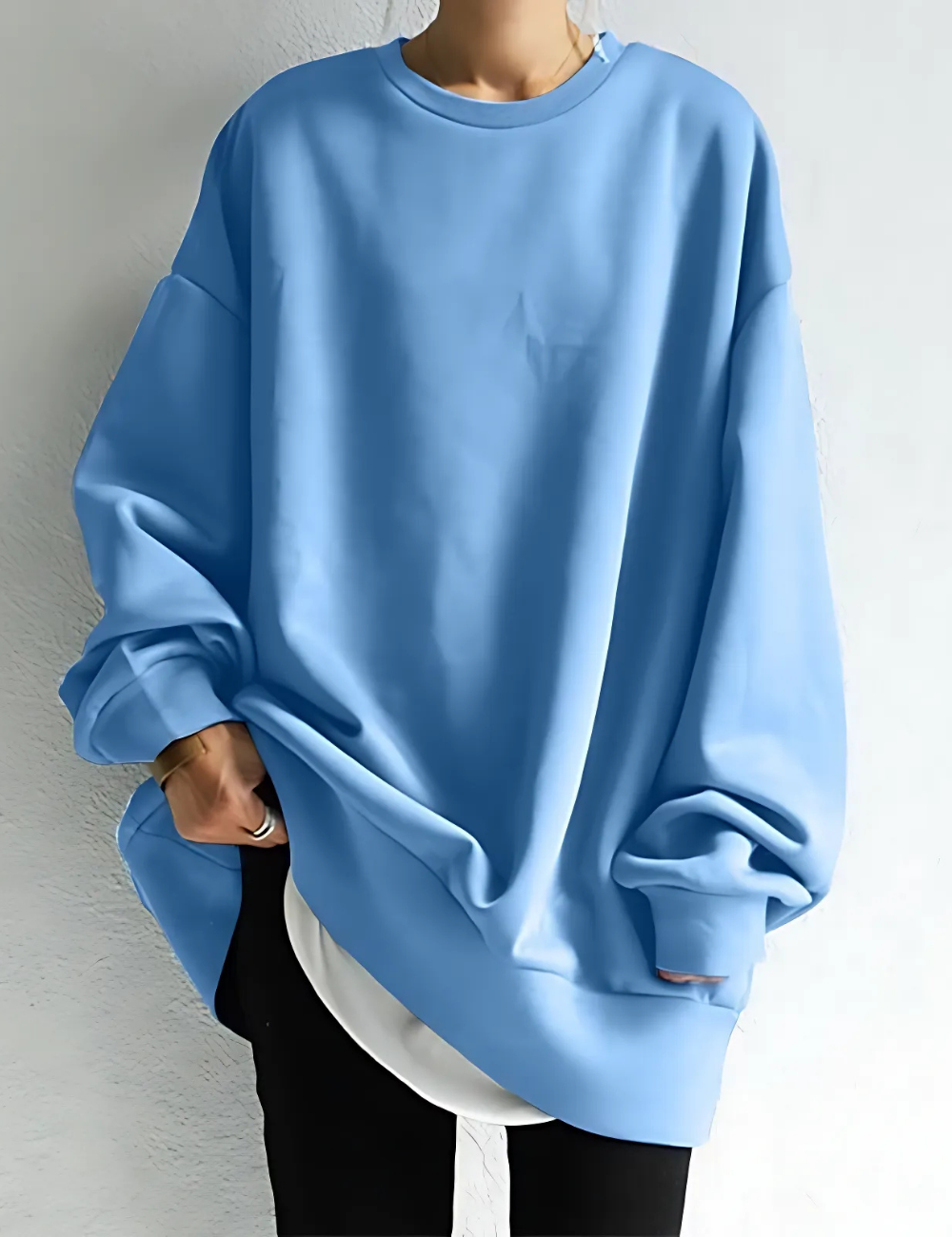 Women’s Sweatshirt – Oversized Fit – Cotton Feel – Crew Neck – Tunic Length – Long Sleeves