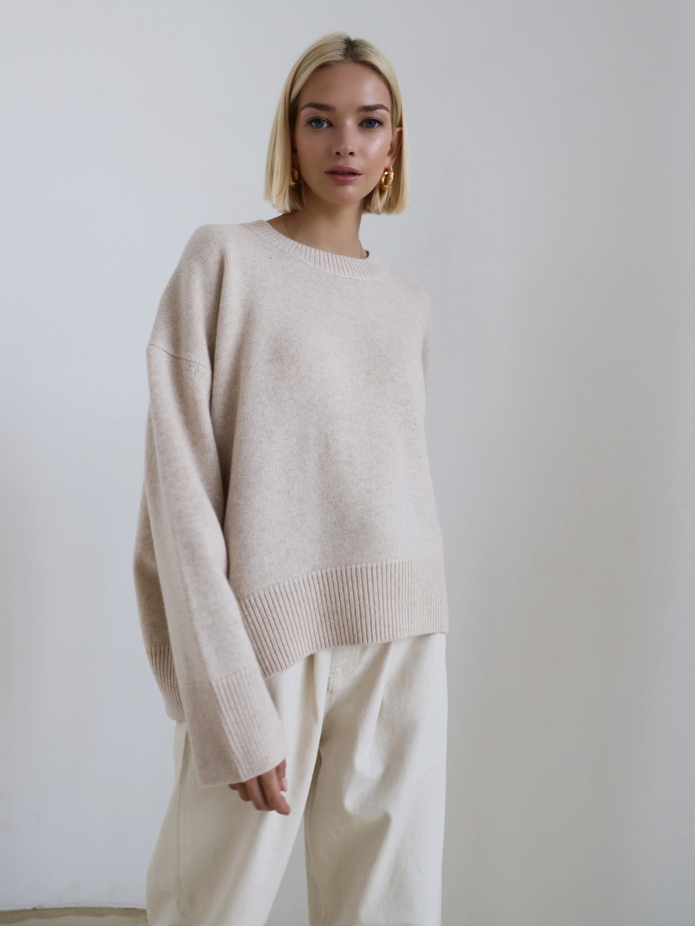 Comfy Women's Oversized Crew Neck Sweatshirt