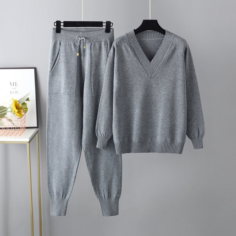 Comfy 2-Piece Knit Sweater Jogger Set