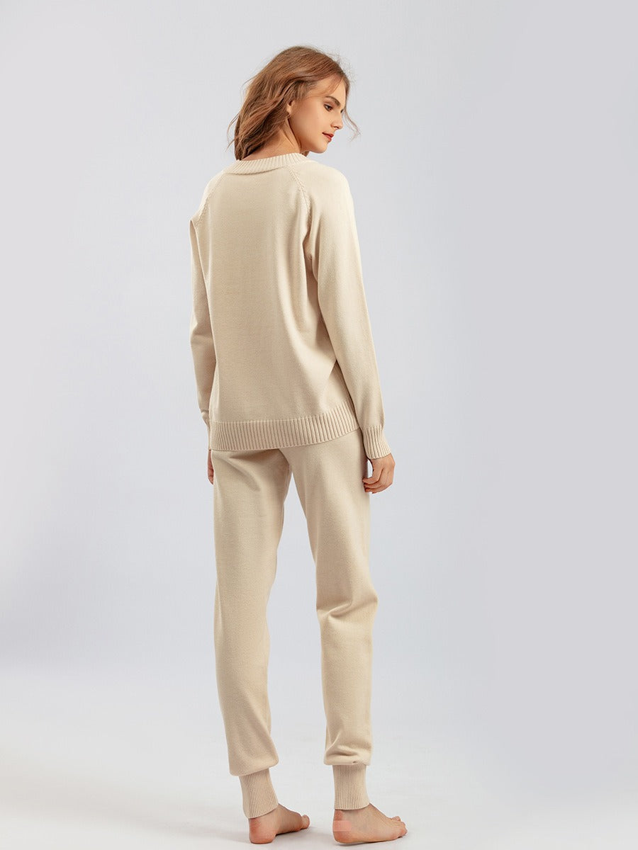 Comfy 2-Piece Knit Sweater Jogger Set