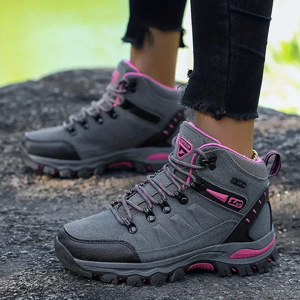 Comfortable Insulated Hiking Boots for Women with Arch Support
