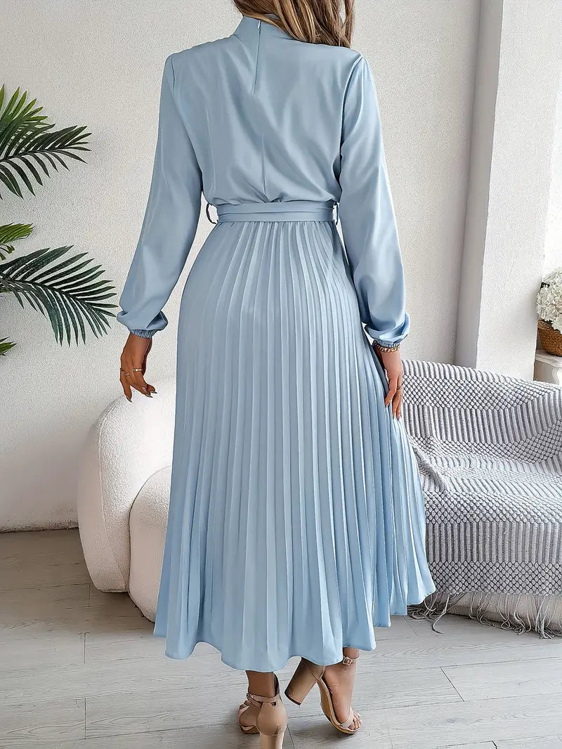 Classic Fit Womens Long Sleeve Belted Dress