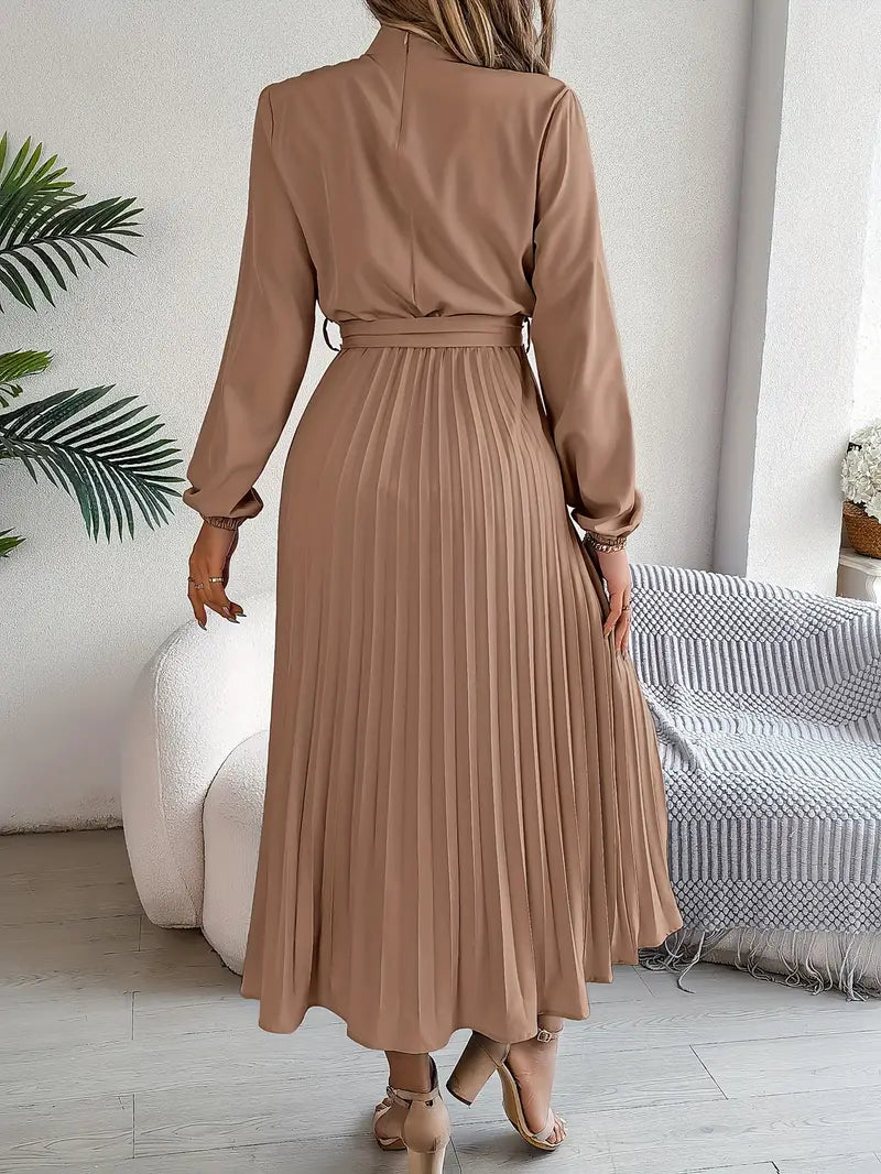Classic Fit Womens Long Sleeve Belted Dress