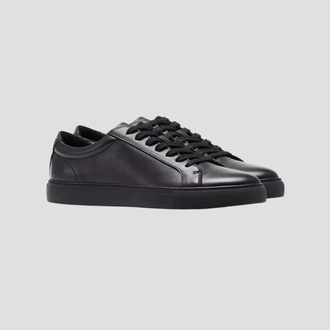 Men's Classic Comfortable Lace Sneakers - OutfitLondon